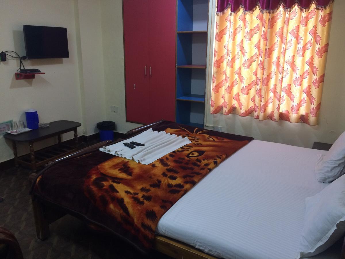 Hotel Green Land Bangalore Eksteriør billede
